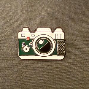 Women’s Accessories Cute Elegant Retro Camera Enamel Pin - Black and White